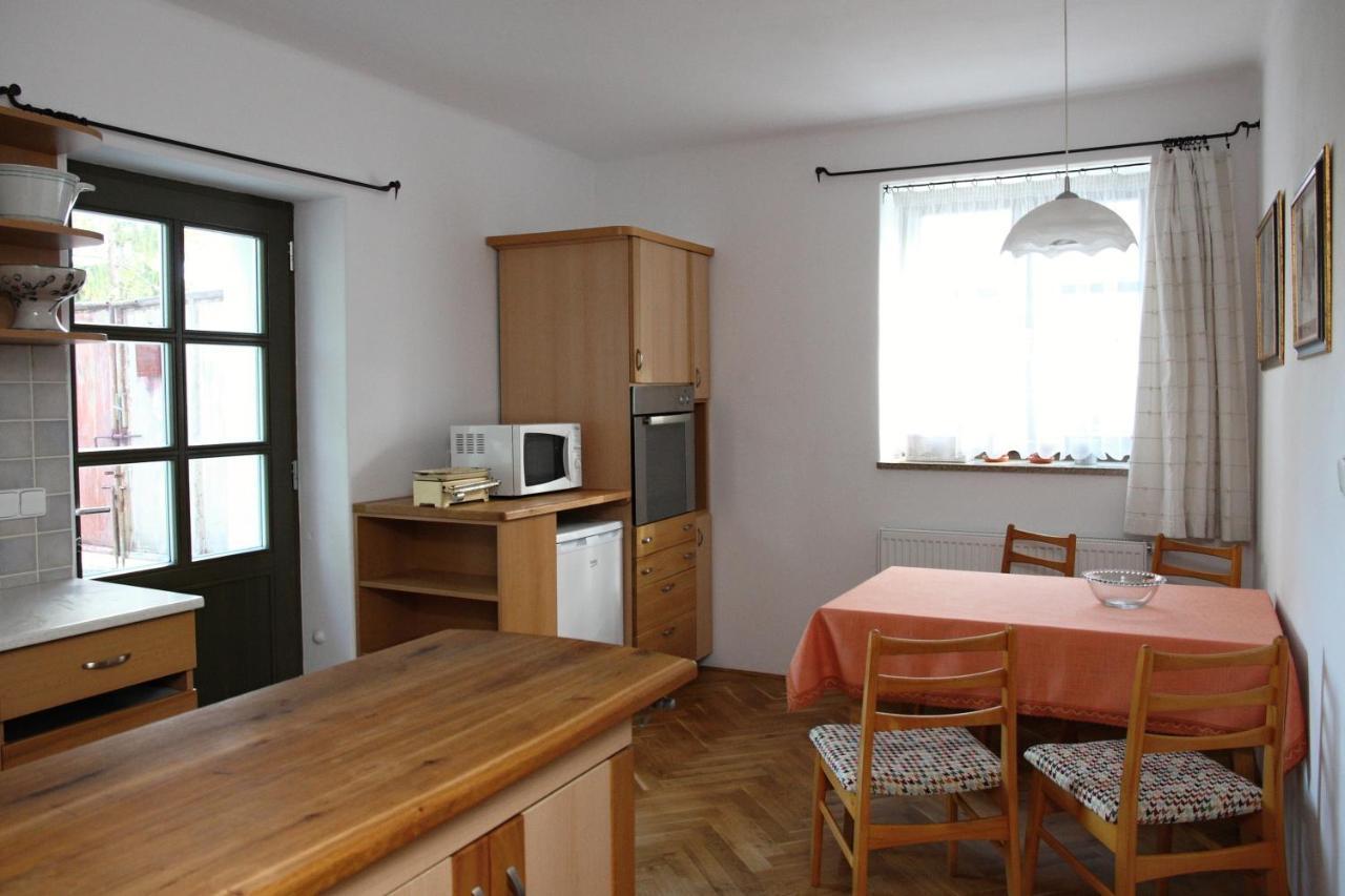 Ubytovani Na Statku Vedomice Exterior photo